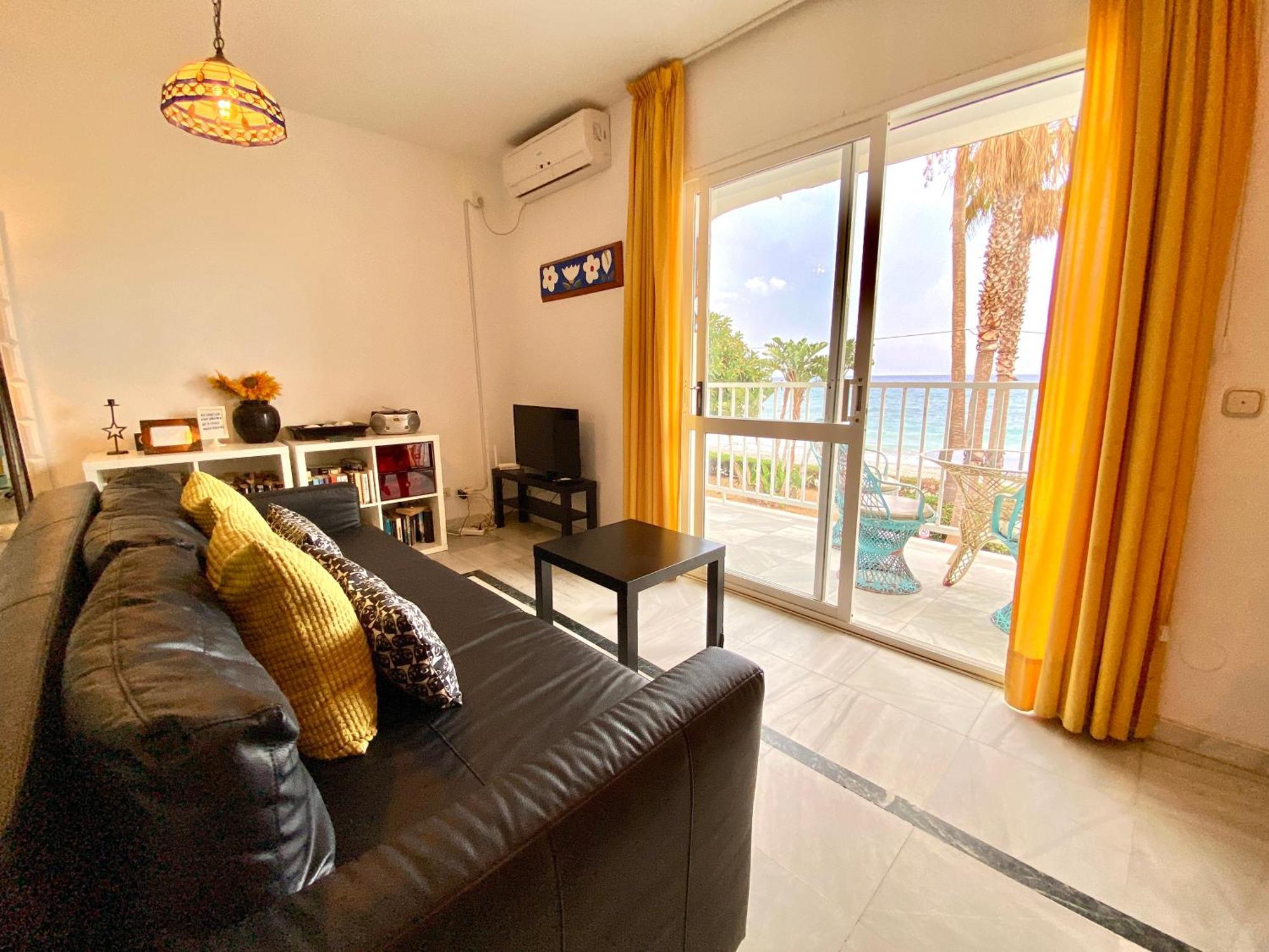 First Line Torrox Costa Apartment Luaran gambar