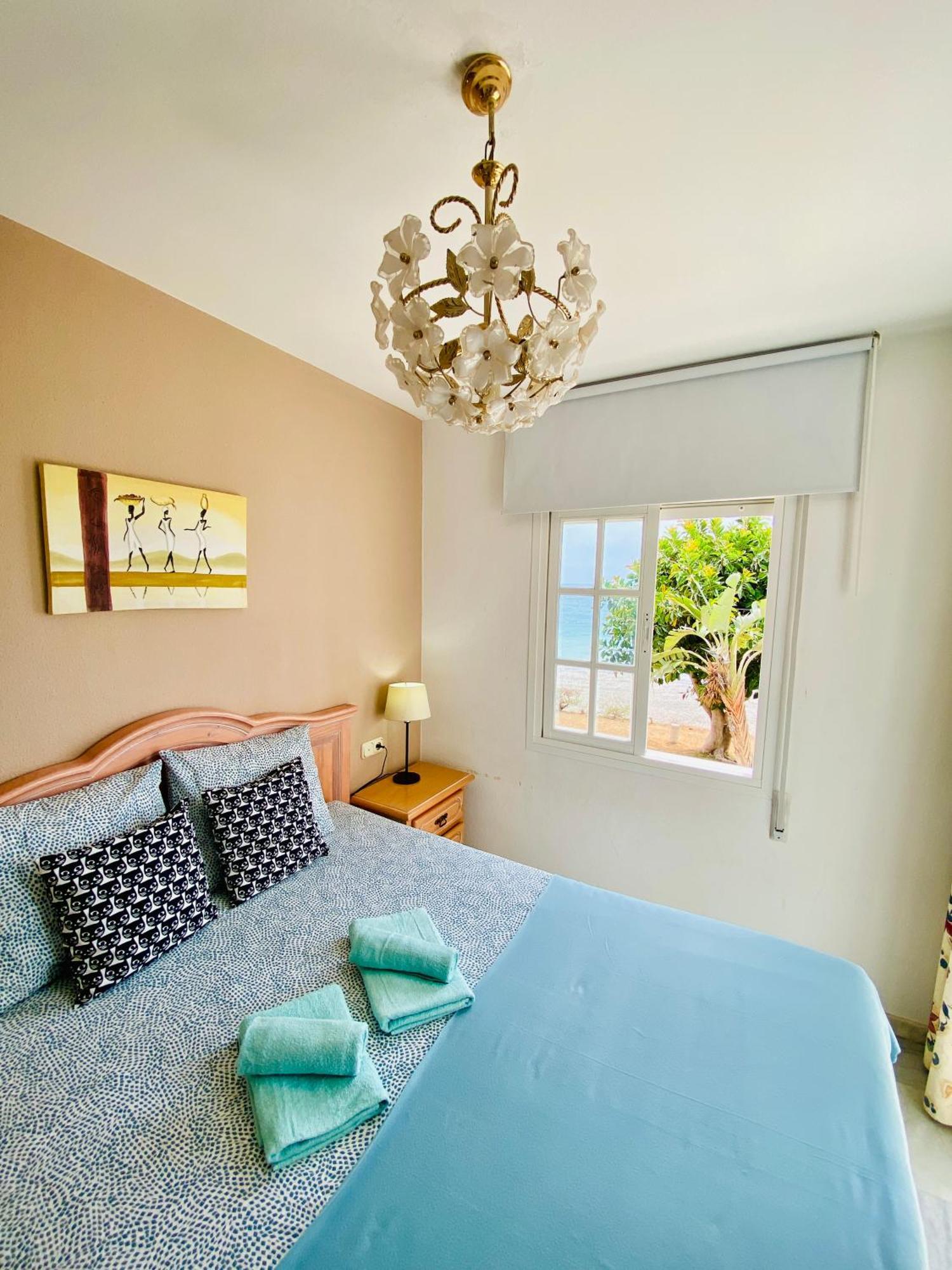 First Line Torrox Costa Apartment Luaran gambar