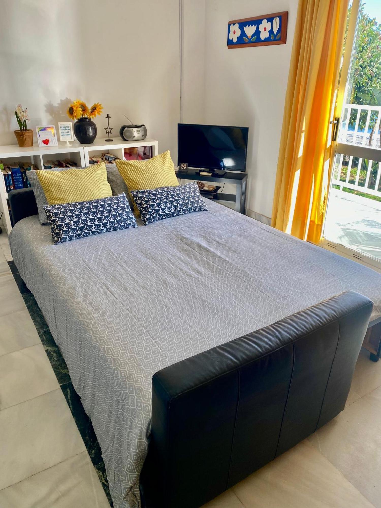 First Line Torrox Costa Apartment Luaran gambar